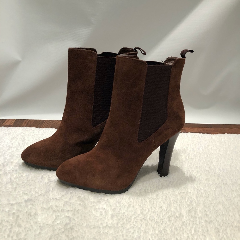 Lauren Ralph Lauren Tiara Brown Suede Boots 10B
